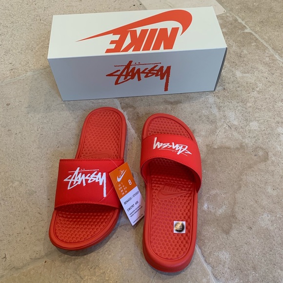 nike stussy benassi